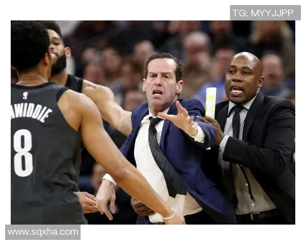 选秀赛场爆发小插曲，裁判如何处理？