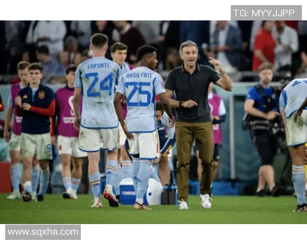 足球世界杯战术革新与球队适应性演变的深度分析与探讨 足球世界杯战术革新与球队适应性演变的深度分析与探讨